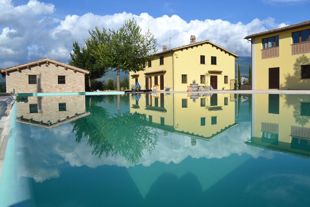Agriturismo Villaggio Green Montefalco Kamer foto